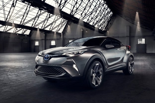 Toyota C-HR ostatnia prosta przed rynkowym debiutem