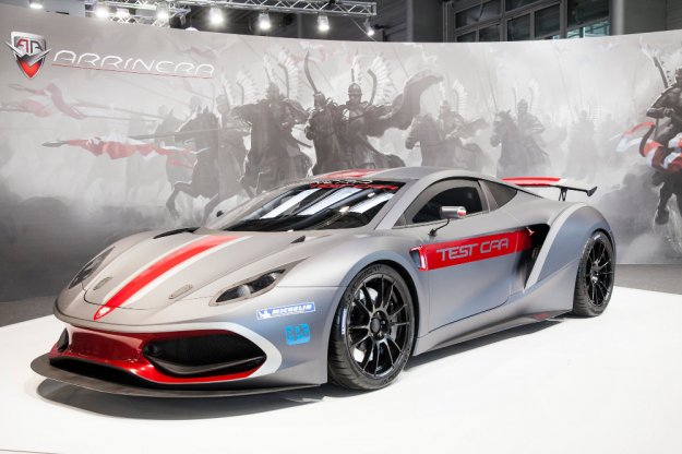 Arrinera Hussarya z niespodziank podczas Warsaw Motor Show 2015