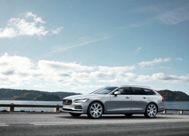 Volvo zaprezentowao swoje nowe kombi V90 w internecie