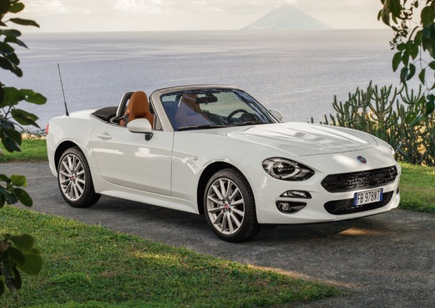 Fiat 124 Spider, pocztek renesansu u woskiego producenta