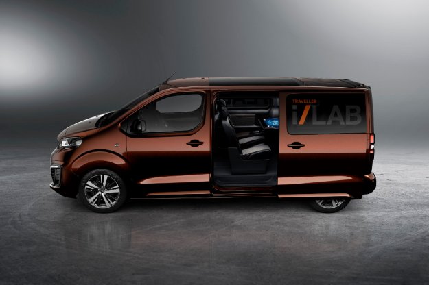 Koncept biznesowy Peugeot Traveller i-Lab
