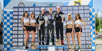 www.moj-samochod.pl - Artyku� - Karol Urbaniak nie odpuszcza ju 6 wygrana w Kia Lotos Race