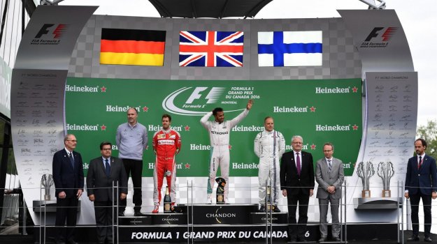 F1 Kanada, perfekcyjny start Vettela przeciwko taktyczna przewaga Mercedesa
