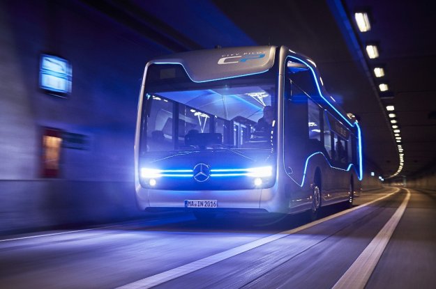 Mercedes Future Bus, kolejny udany pokaz technologi autonomicznej