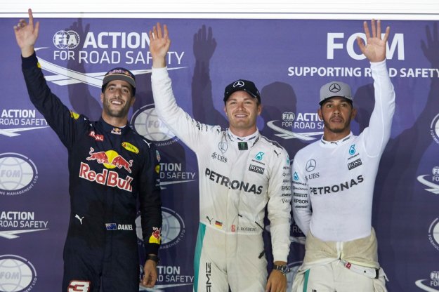 Rosberg wygrywa wycig w Singapurze