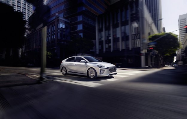 Oferta Hyundai powiększa się o model IONIQ