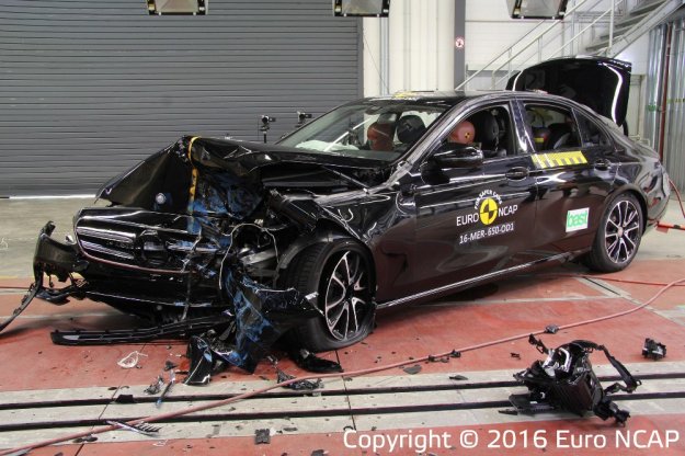 EuroNCAP kolejne samochody spotkay si ze cian