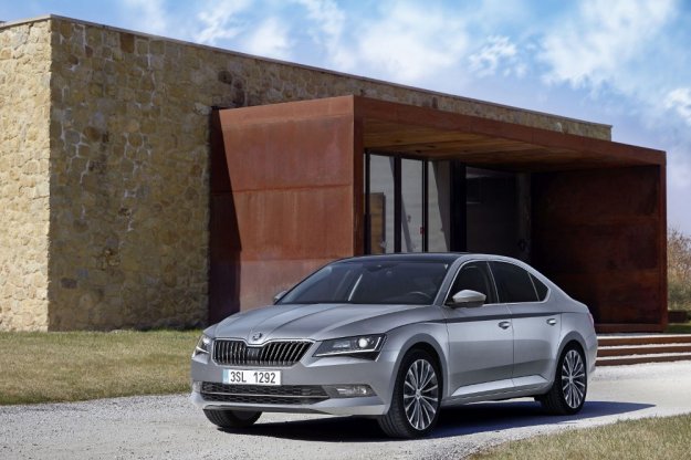 Skoda Superb 15 lat sukcesu czeskiej marki