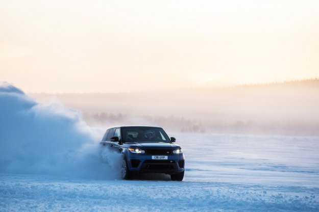 Range Rover Sport SVR szybki nie tylko na asfalcie