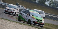 www.moj-samochod.pl - Artyku� - Kia Lotos Race koczy przerw letni