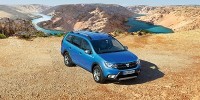 www.moj-samochod.pl - Artyku� - Dacia poszerza rodzin wyej zawieszonych modeli o Dacia Logan MCV Stepway