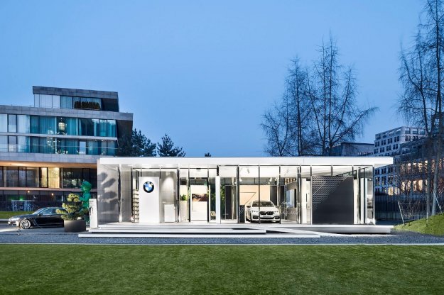 BMW Luxury Excellence Pavilion w Warszawie