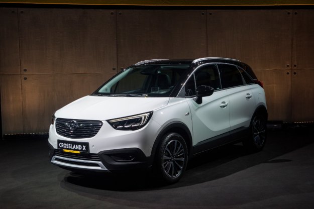 Nowy niemiecki Crossover Opel Crossland X za 59 950 z