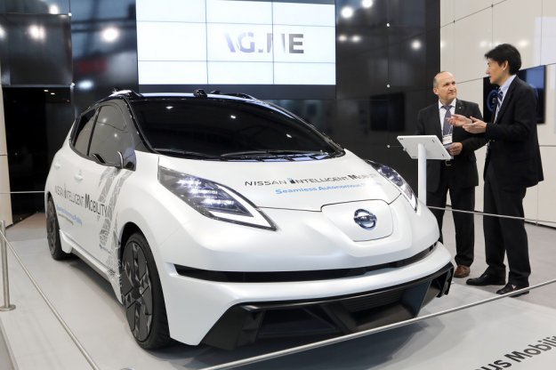 Nissan na CeBit z planem na autonomiczne samochody