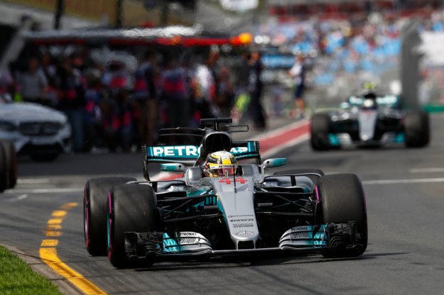 F1 Australia kwalifikacje, Vettel rozdzieli Mercedesa