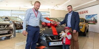 www.moj-samochod.pl - Artyku� - Pierwszy nowy Nissan Micra w rkach klienta