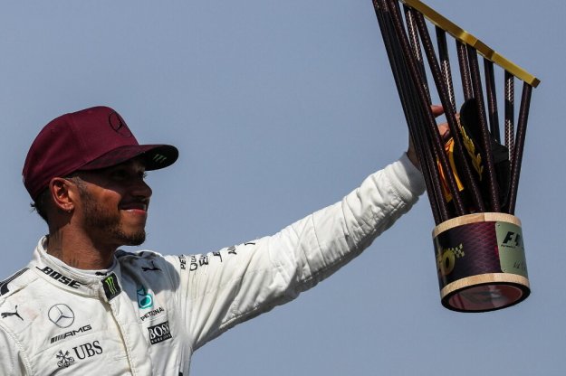 Lewis Hamilton wygrywa GP Kanady