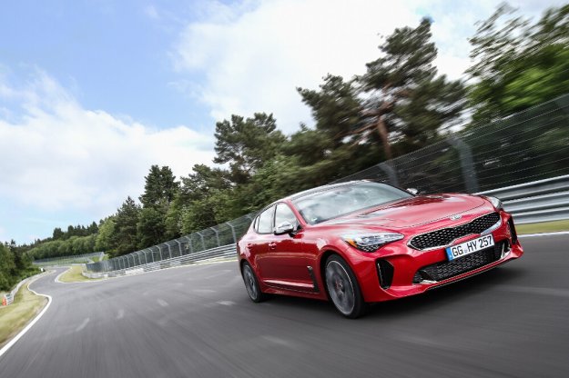 Koreaski sportowy przedstawiciel segmentu D Kia Stinger ju od 149 900 z