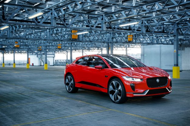 Elektryczny koncepcyjny Jaguar I-Pace na targach Ekoflota