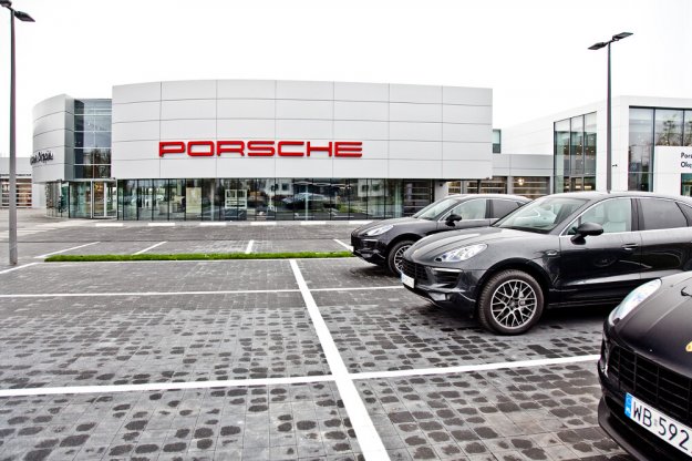 Porsche otwiera szsty salon w Polsce