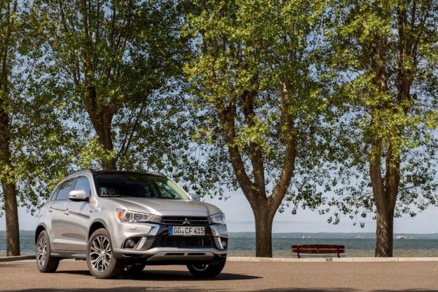 Odwieony Mitsubishi ASX ju w salonach