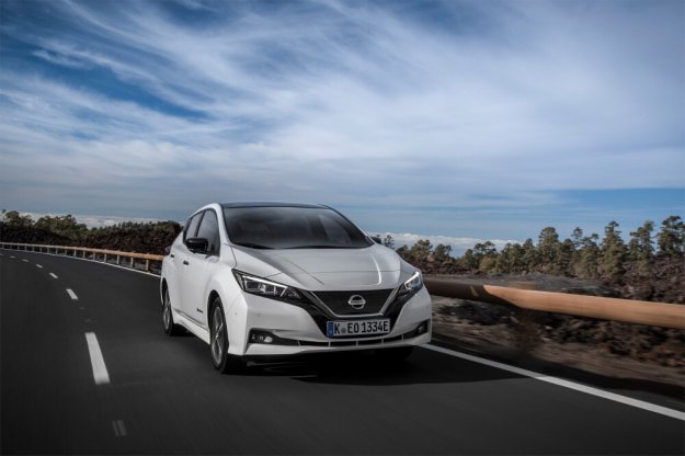 Nissan Leaf taszy o akcyz i z dodatkiem