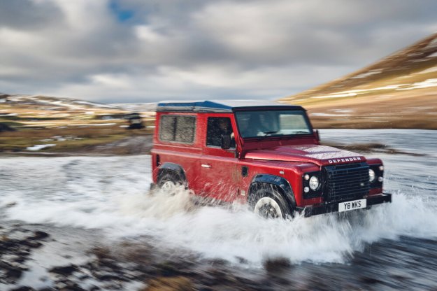 Land Rover Defender wiecznie ywy