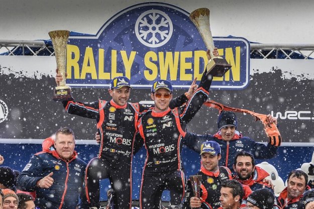 Neuville wygrywa rajd WRC Szwecji