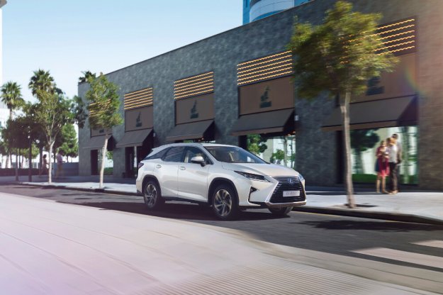 Lexus RX w nowej wersji rodzinnej L