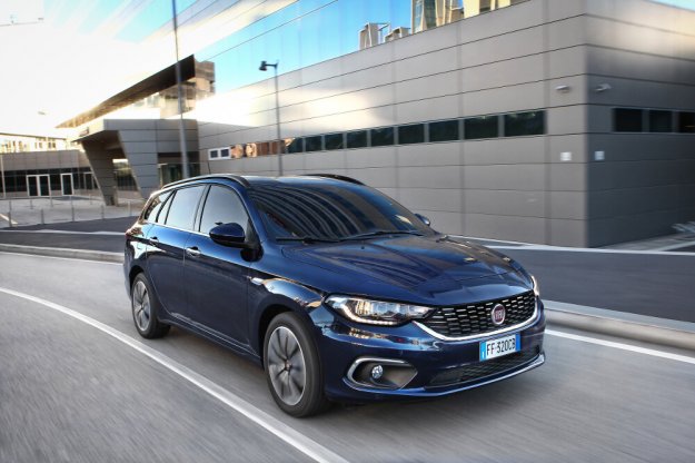 Fiat Tipo internetowym samochodem roku 2017