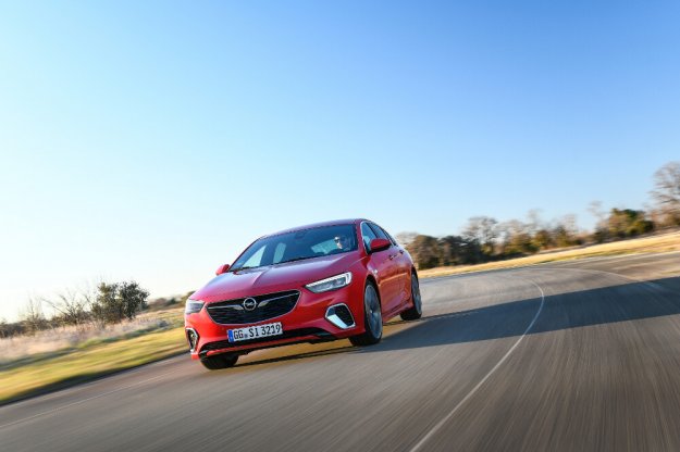 Opel Insignia GSi duch sportu i komfortu w dostpnej cenie