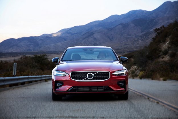 Nowe Volvo S60 już od 165 000 zł