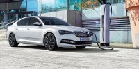 www.moj-samochod.pl - Artyku� - Nowa Skoda Superb iV z napdem typu PHEV