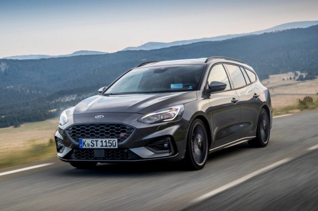 Ford Focus ST poczenie komfort ze sportem