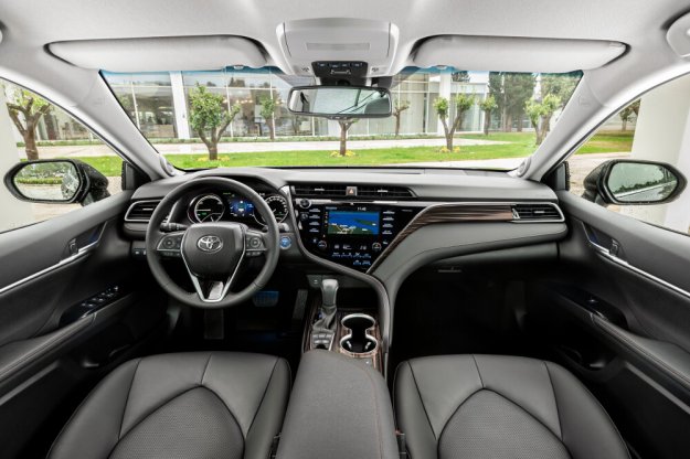 Nowe modele Toyoty wyposaone w usugi cznoci