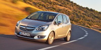 www.moj-samochod.pl - Artyku� - Opel Meriva. Oszczdniejsza i z now twarz Insigni