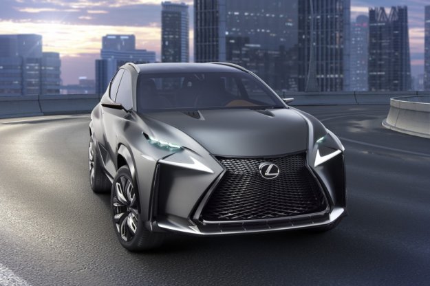 Lexus LF-NX na targach w Tokyo z modyfikacjami