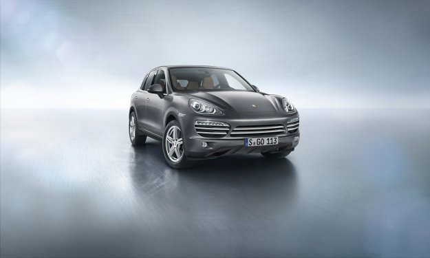 Platynowa wersja Porsche Cayenne na nowy rok