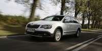 www.moj-samochod.pl - Artyku� - Skoda wietrzy magazyny dla nowej generacji  Superba