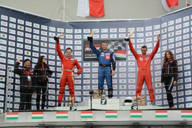Śmigiel liderem po pierwszej rundzie Kia Lotos Race